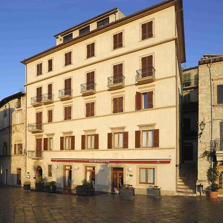 Zunica Ospitalita Dal 1880 Hotel Civitella Del Tronto Buitenkant foto