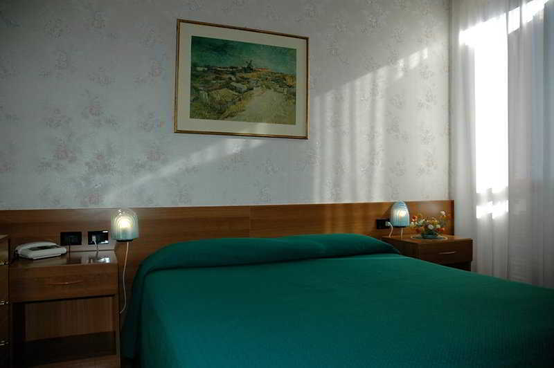 Zunica Ospitalita Dal 1880 Hotel Civitella Del Tronto Buitenkant foto