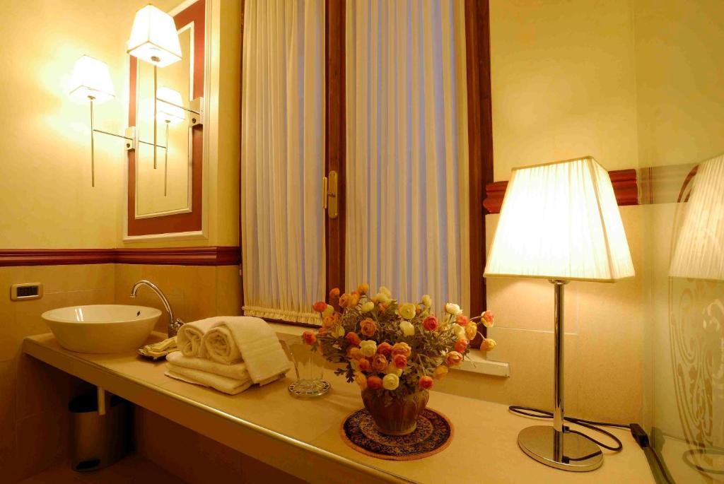 Zunica Ospitalita Dal 1880 Hotel Civitella Del Tronto Kamer foto